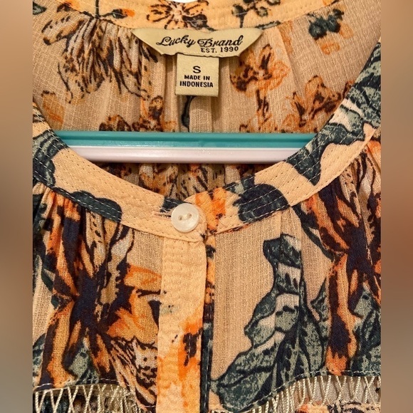 LUCKY Brand Button Top - Picture 5 of 11